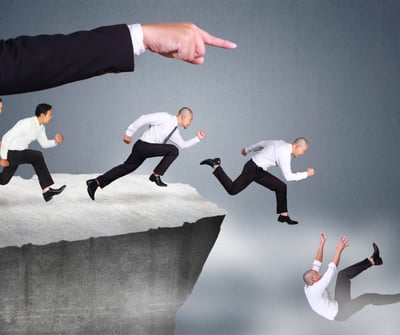 bad-leader-give-wrong-direction-picture
