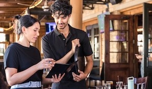 Seasonal hiring: Best practices for Canadian employers